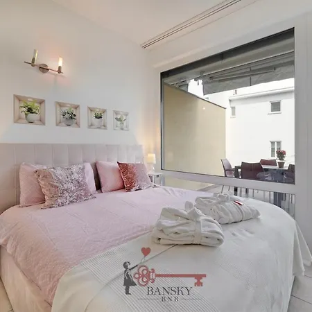 'cuore Di Rose' Parking - Welcome Set, Netflix, For 4 Persons -by Easylife Swiss Lugano