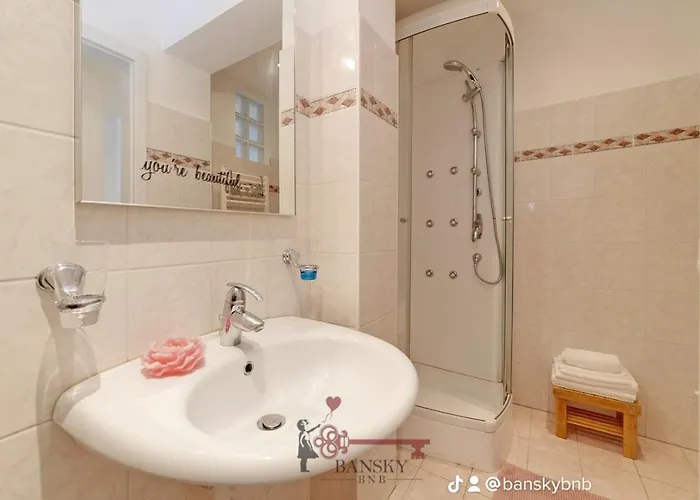 Apartament 'cuore Di Rose' Parking - Welcome Set, Netflix, For 4 Persons -by Easylife Swiss